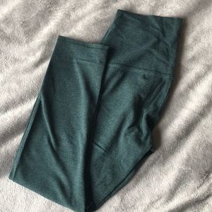Rare Lululemon high rise crops